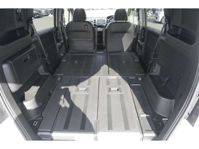 ホンダ フリードスパイクハイブリッドの画像12