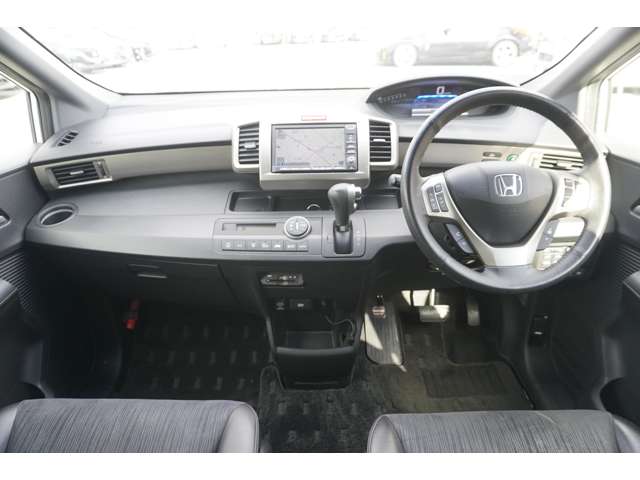 ホンダ フリードスパイクハイブリッドの画像13