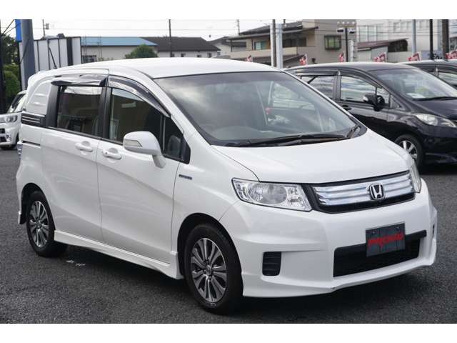 ホンダ フリードスパイクハイブリッドの画像3