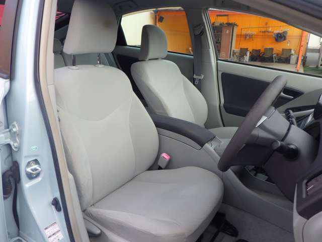 トヨタ プリウスの画像15