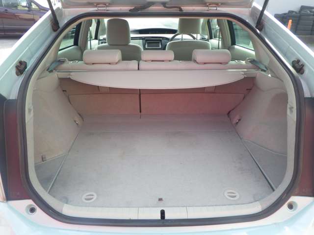 トヨタ プリウスの画像17