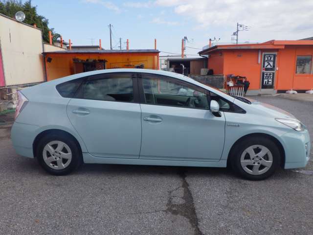 トヨタ プリウスの画像4