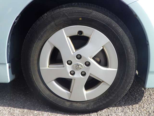 トヨタ プリウスの画像18