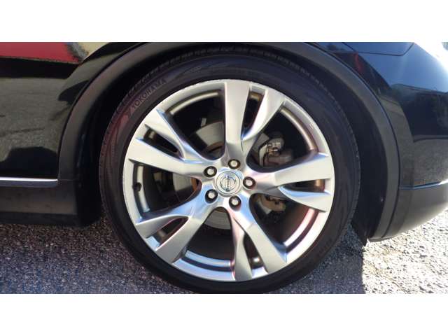 日産 スカイラインクロスオーバーの画像17