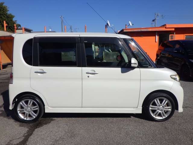 ダイハツ タントカスタムの画像4