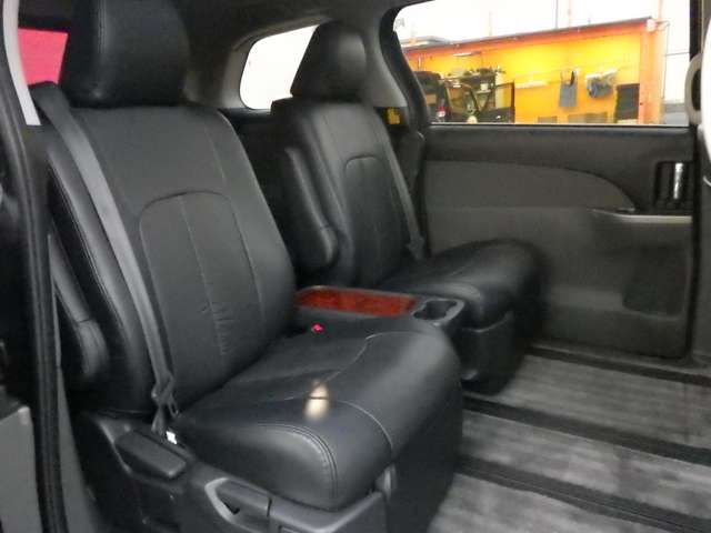 トヨタ エスティマの画像10