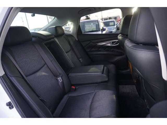 日産 フーガの画像16