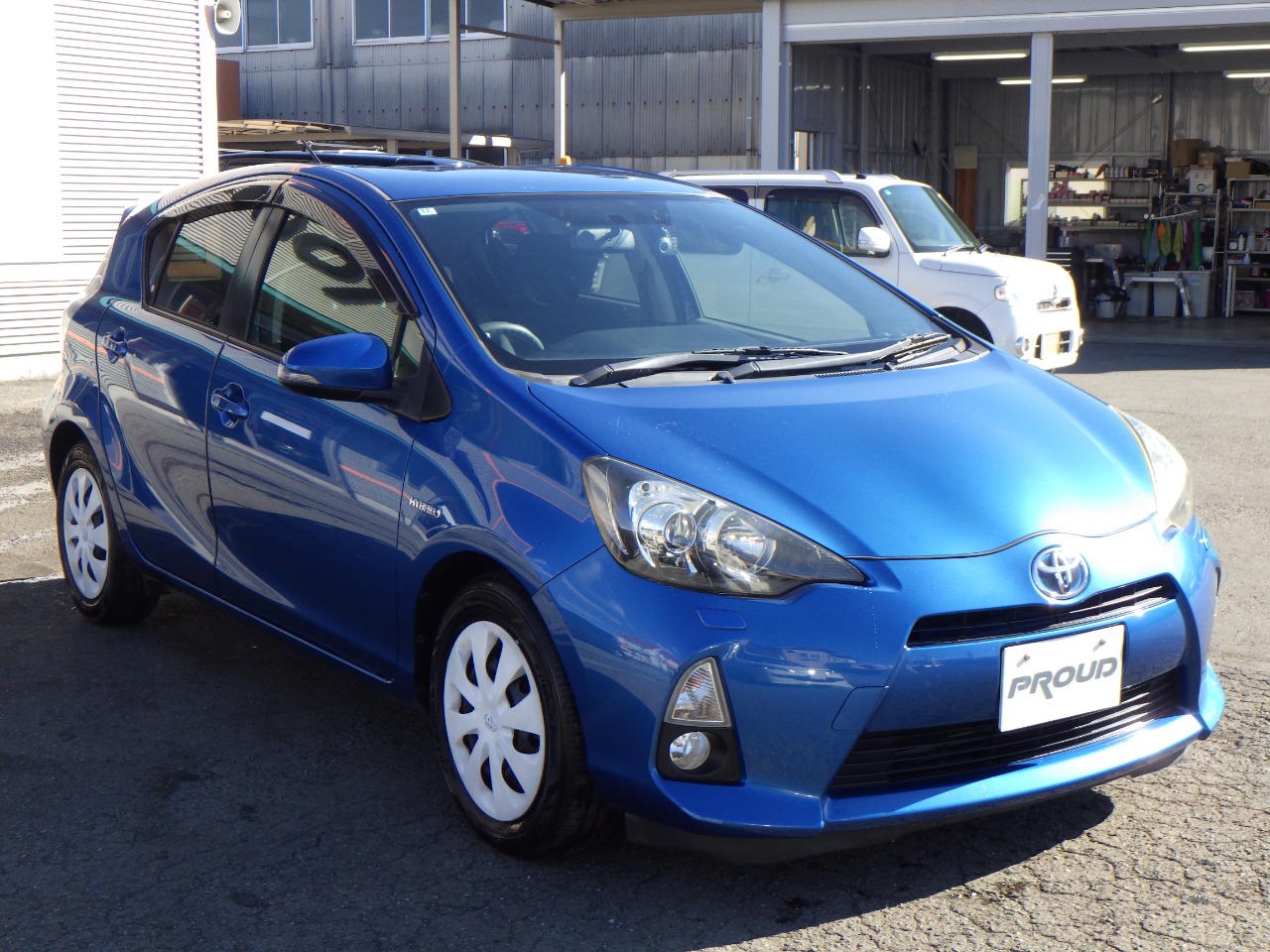 トヨタ アクアの画像3