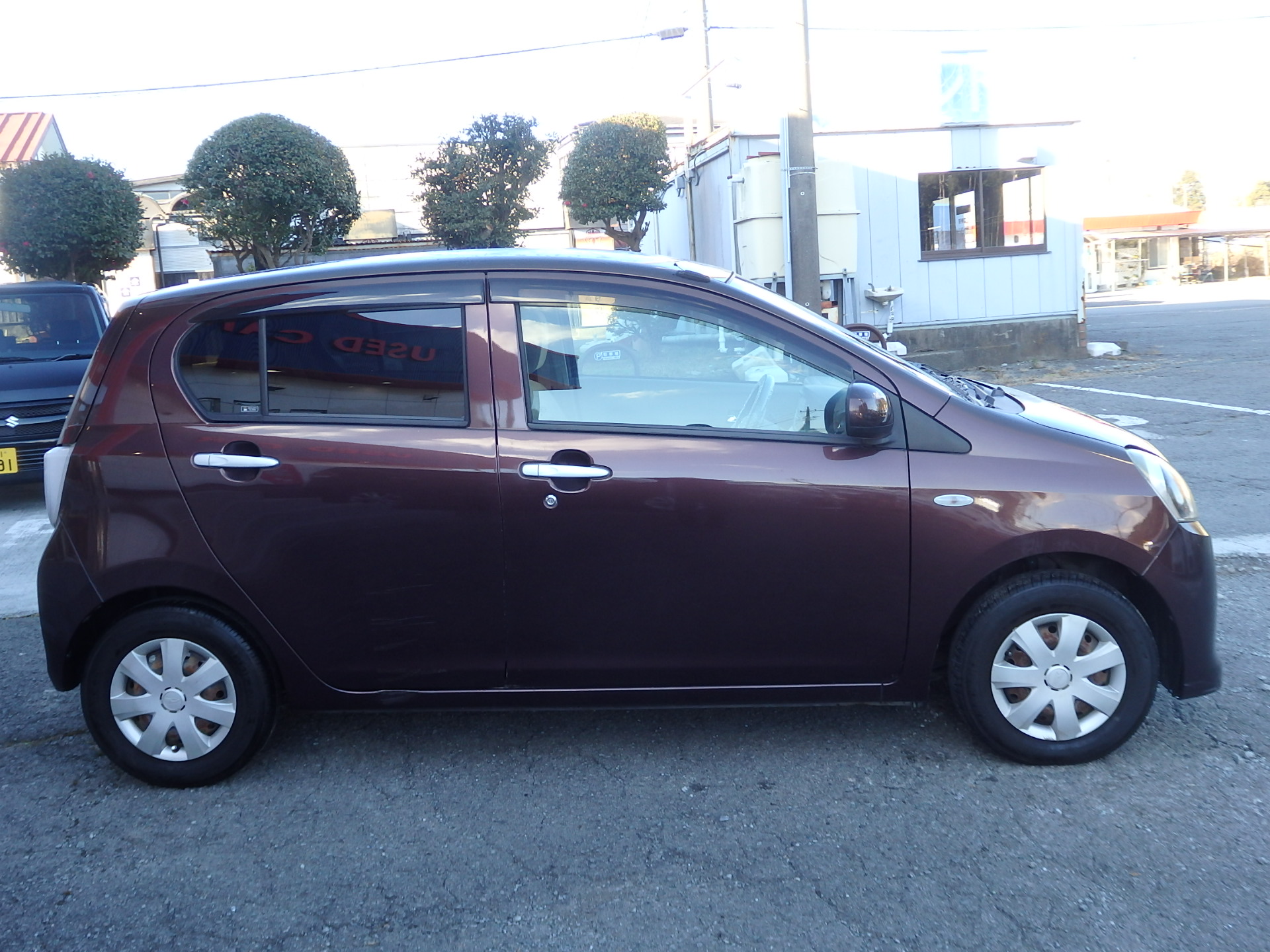 ダイハツ ミライースの画像4