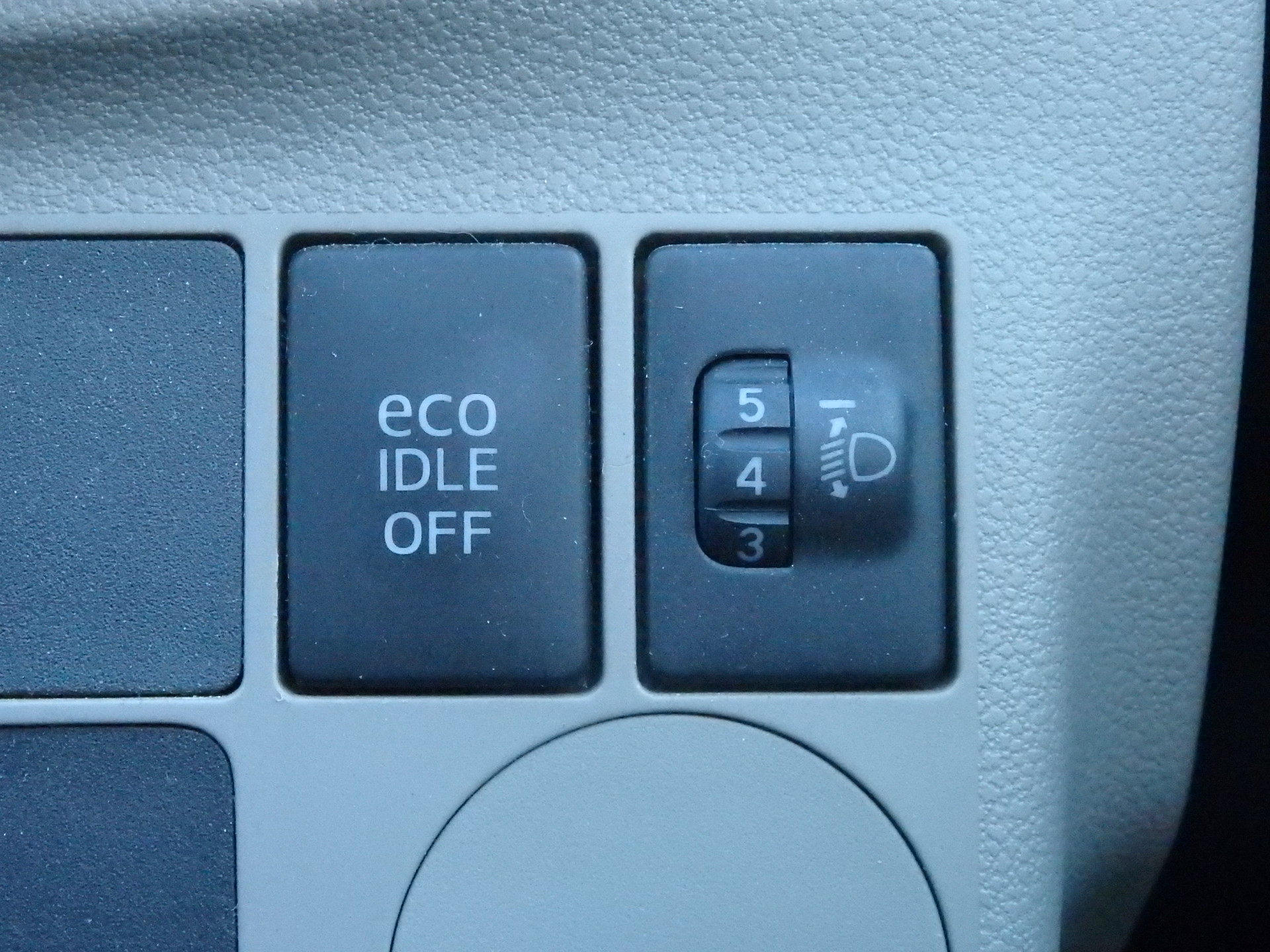 ダイハツ ミライースの画像18