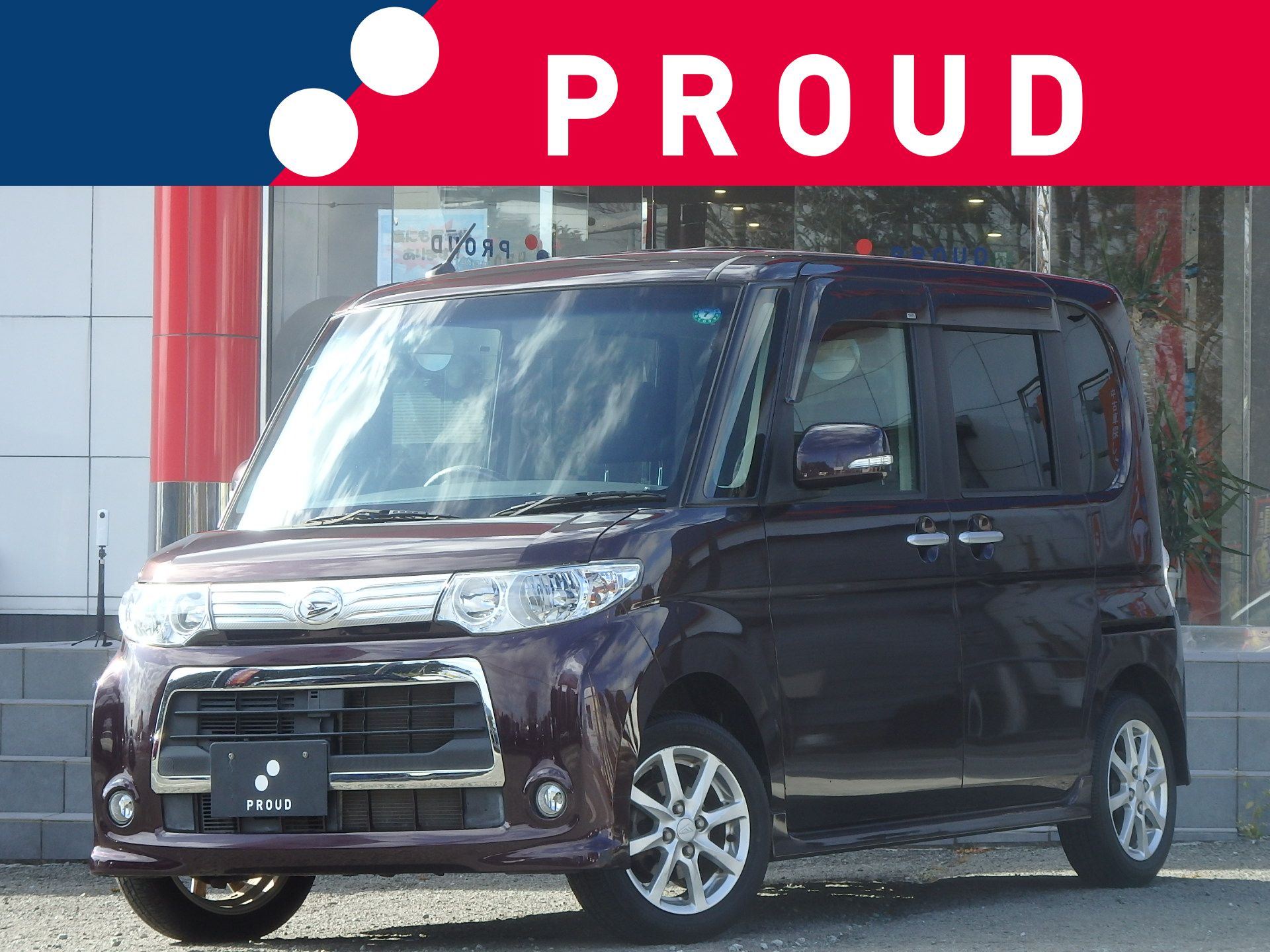 ダイハツ タントカスタムの画像1