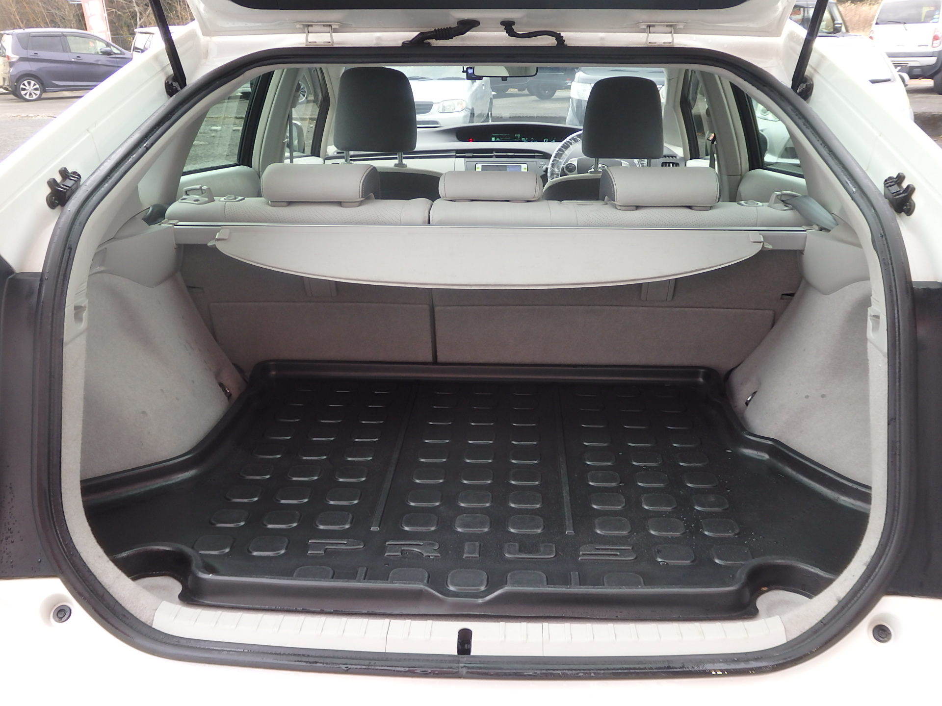 トヨタ プリウスの画像11