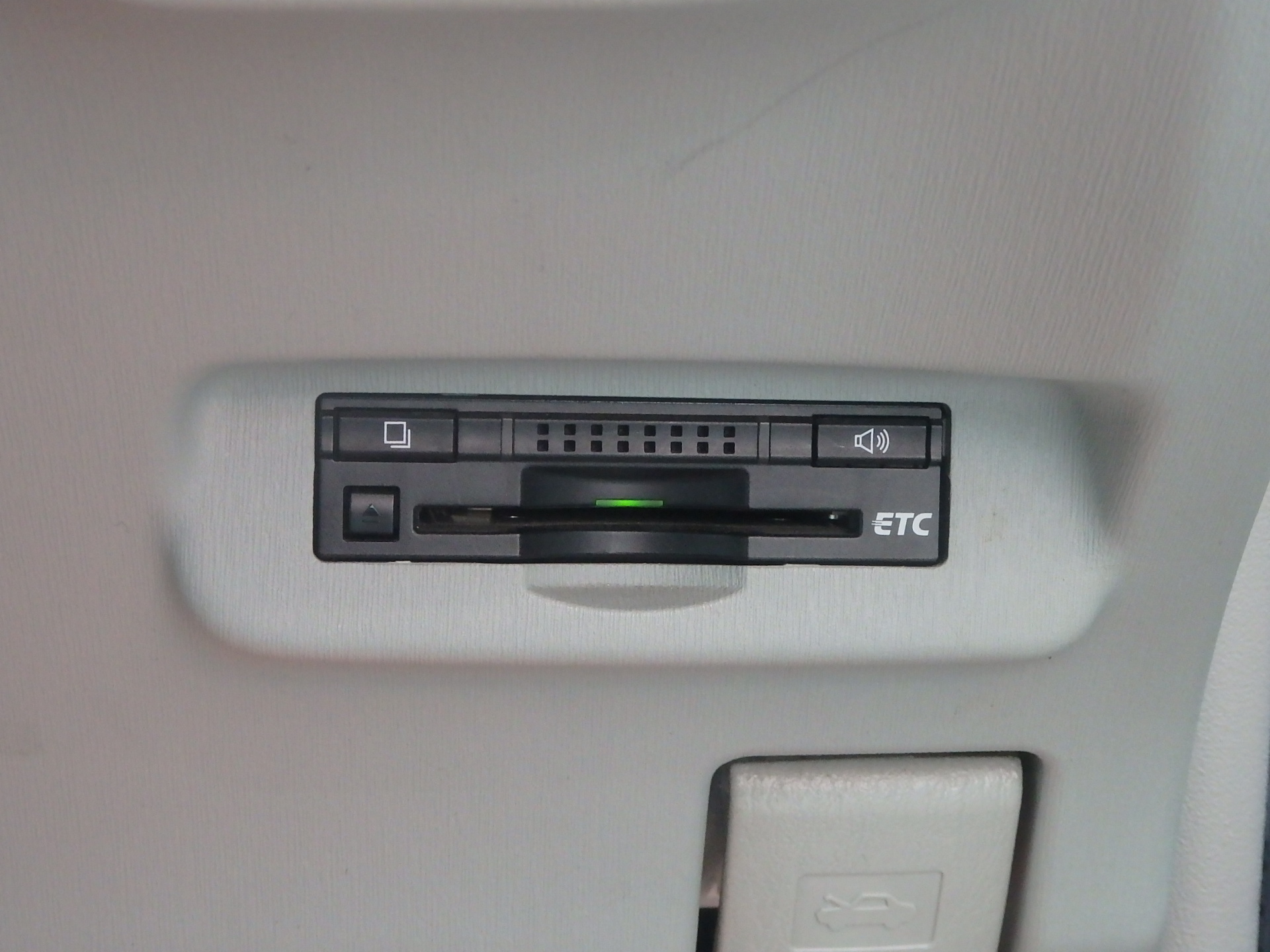 トヨタ プリウスの画像18