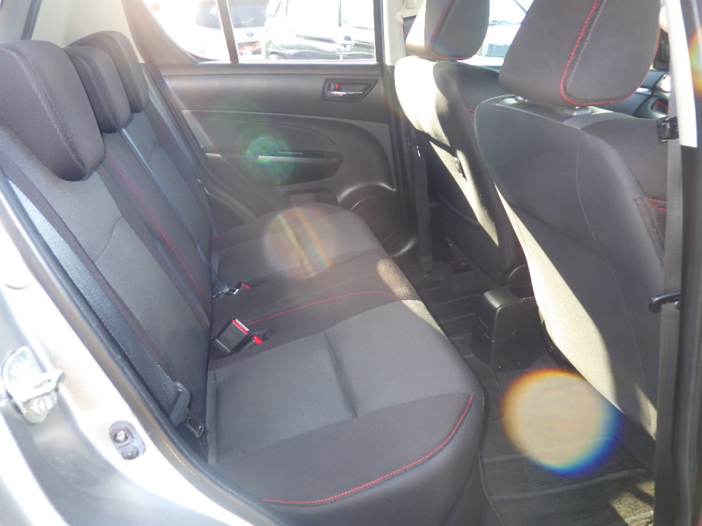 スズキ スイフトスポーツの画像4