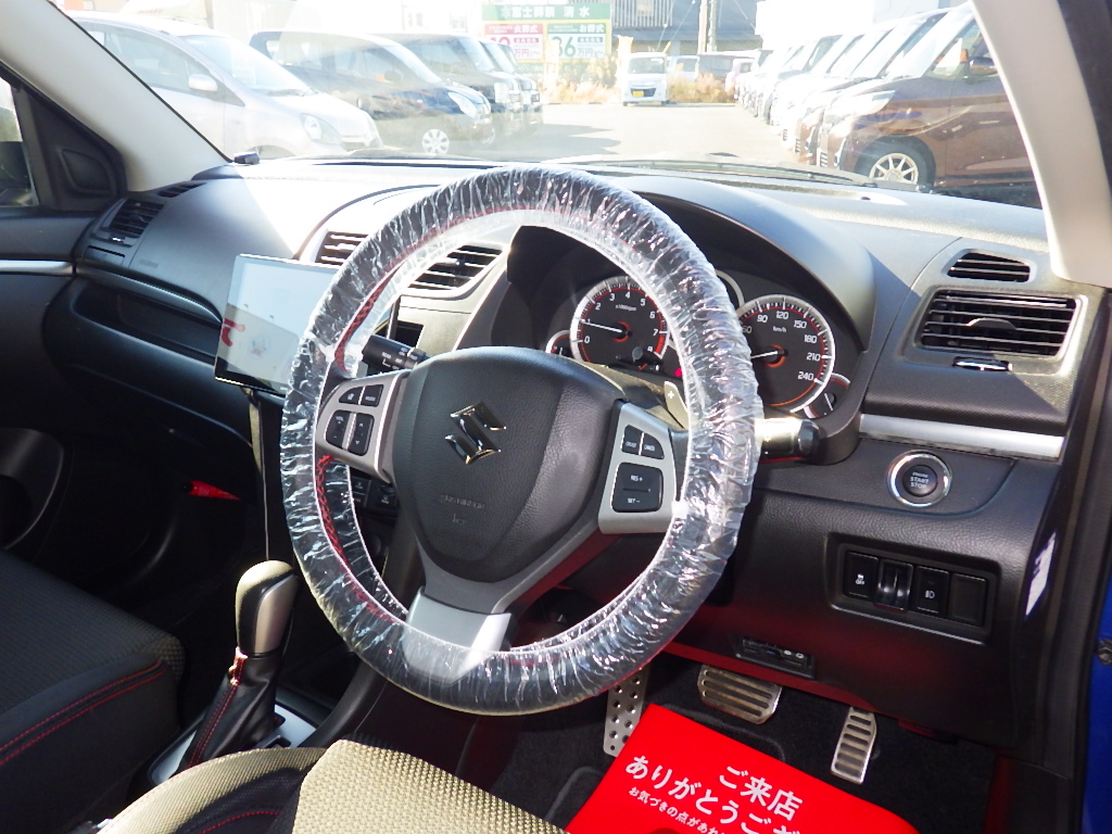 スズキ スイフトスポーツの画像2