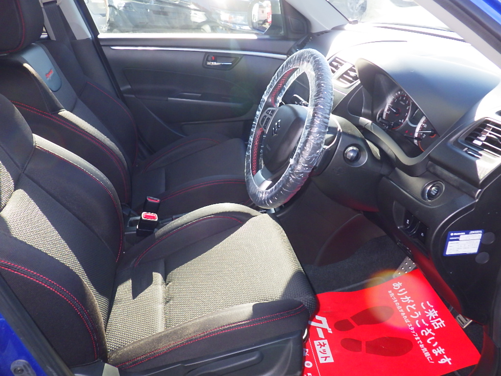 スズキ スイフトスポーツの画像3