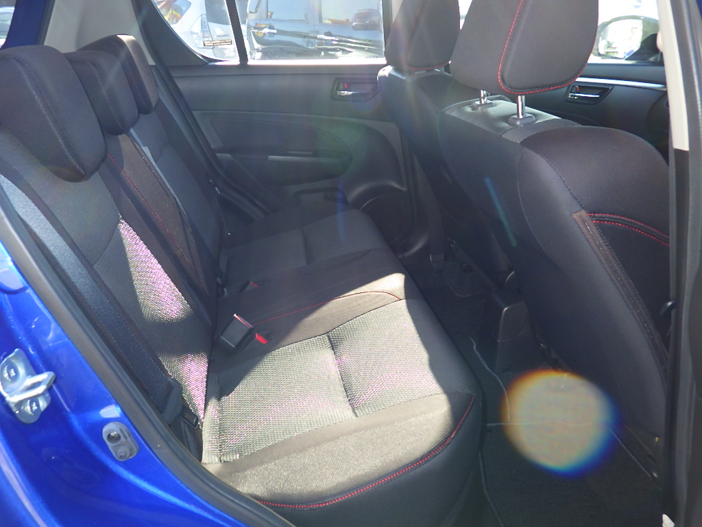 スズキ スイフトスポーツの画像4