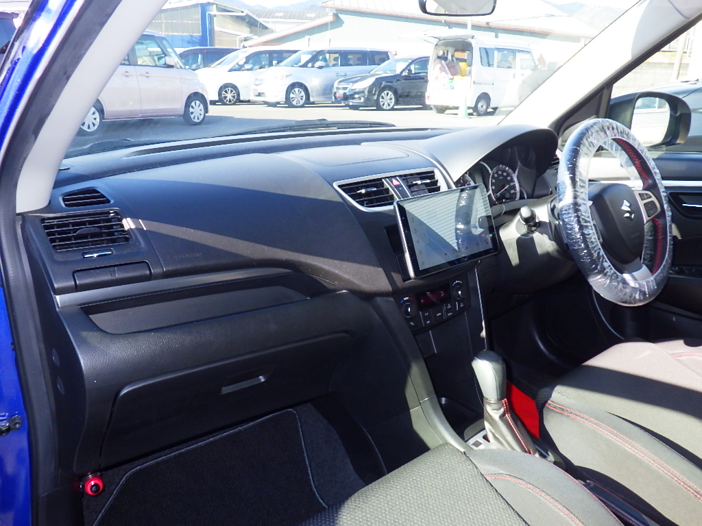 スズキ スイフトスポーツの画像5