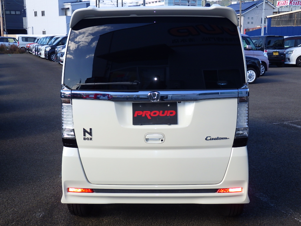 ホンダ N-BOXカスタムの画像19