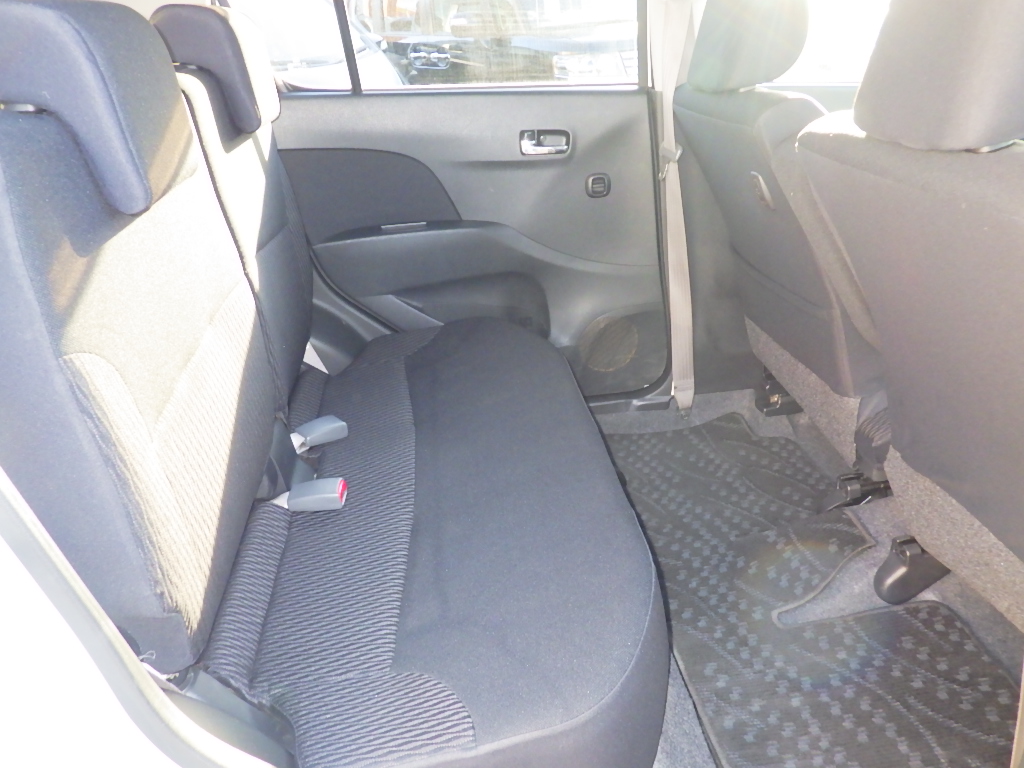 ダイハツ ミラの画像4