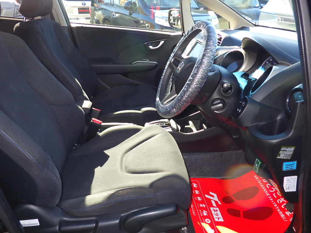 ホンダ フィットハイブリッドの画像3