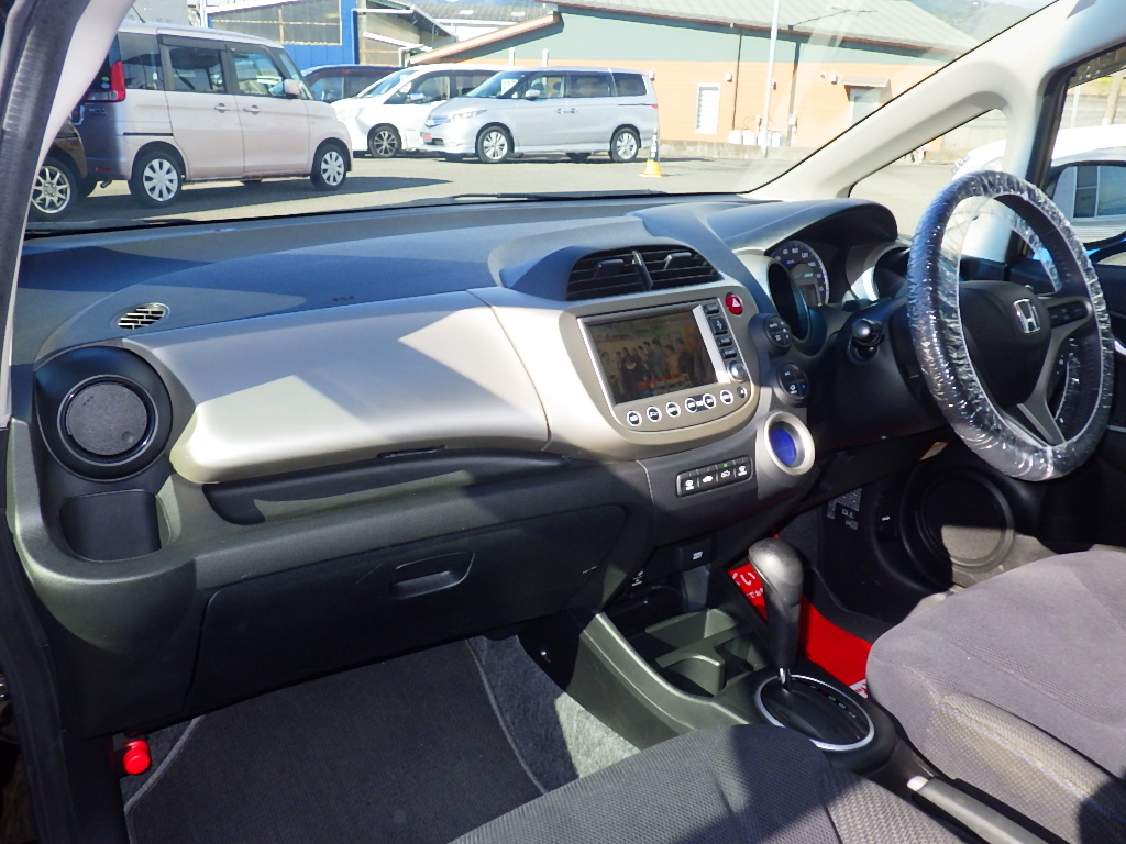 ホンダ フィットハイブリッドの画像5