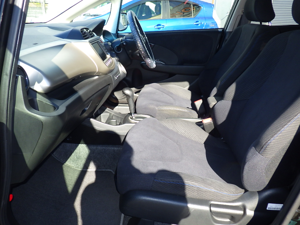 ホンダ フィットハイブリッドの画像6