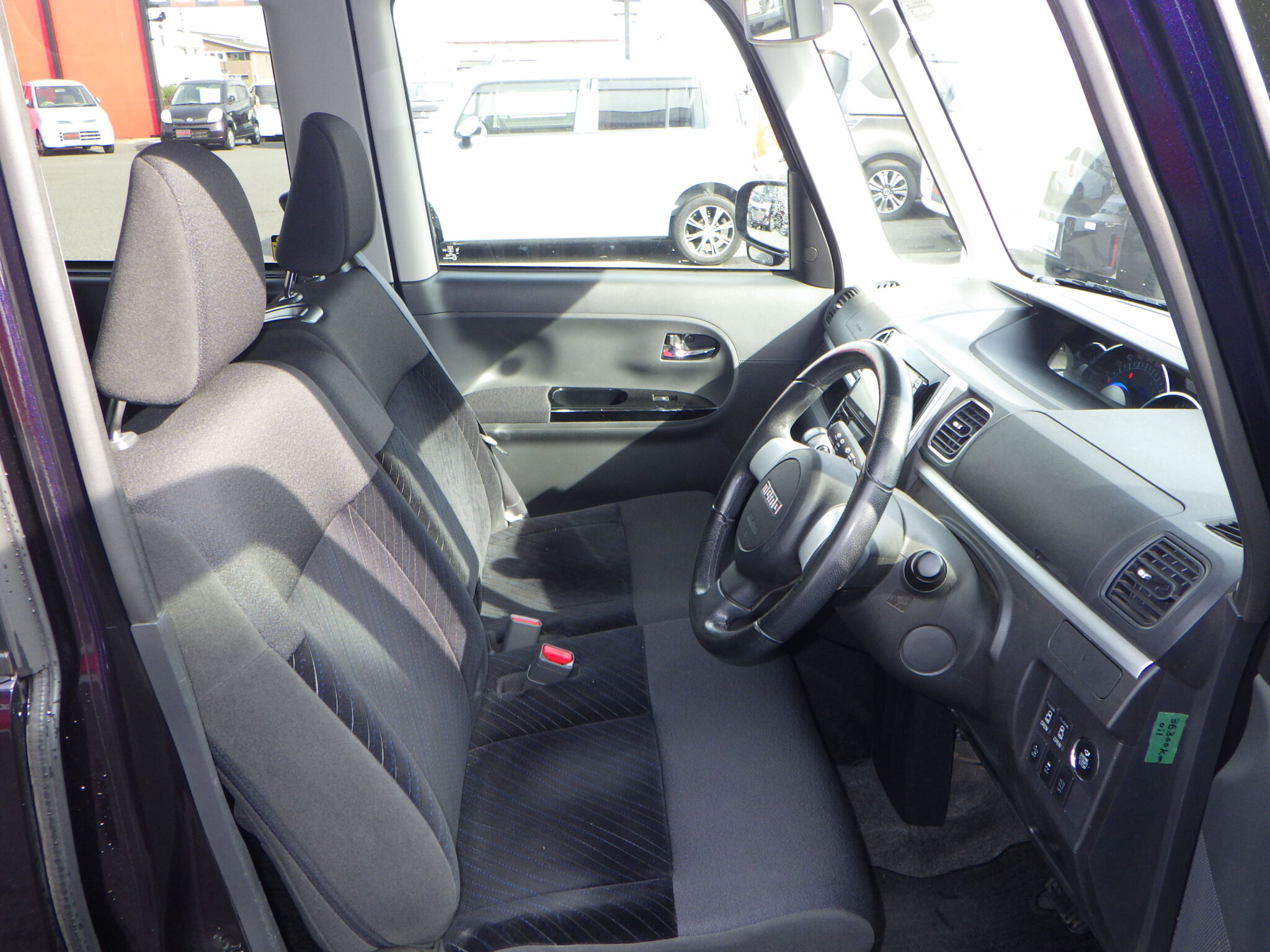 ダイハツ タントカスタムの画像9