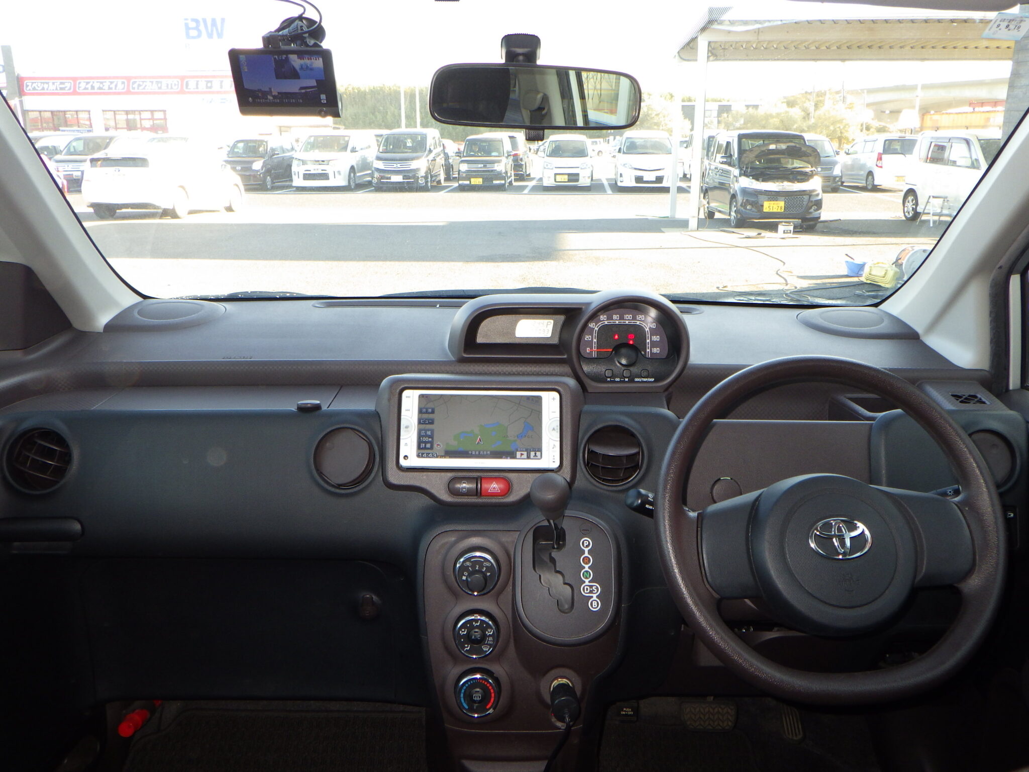 トヨタ スペイドの画像12