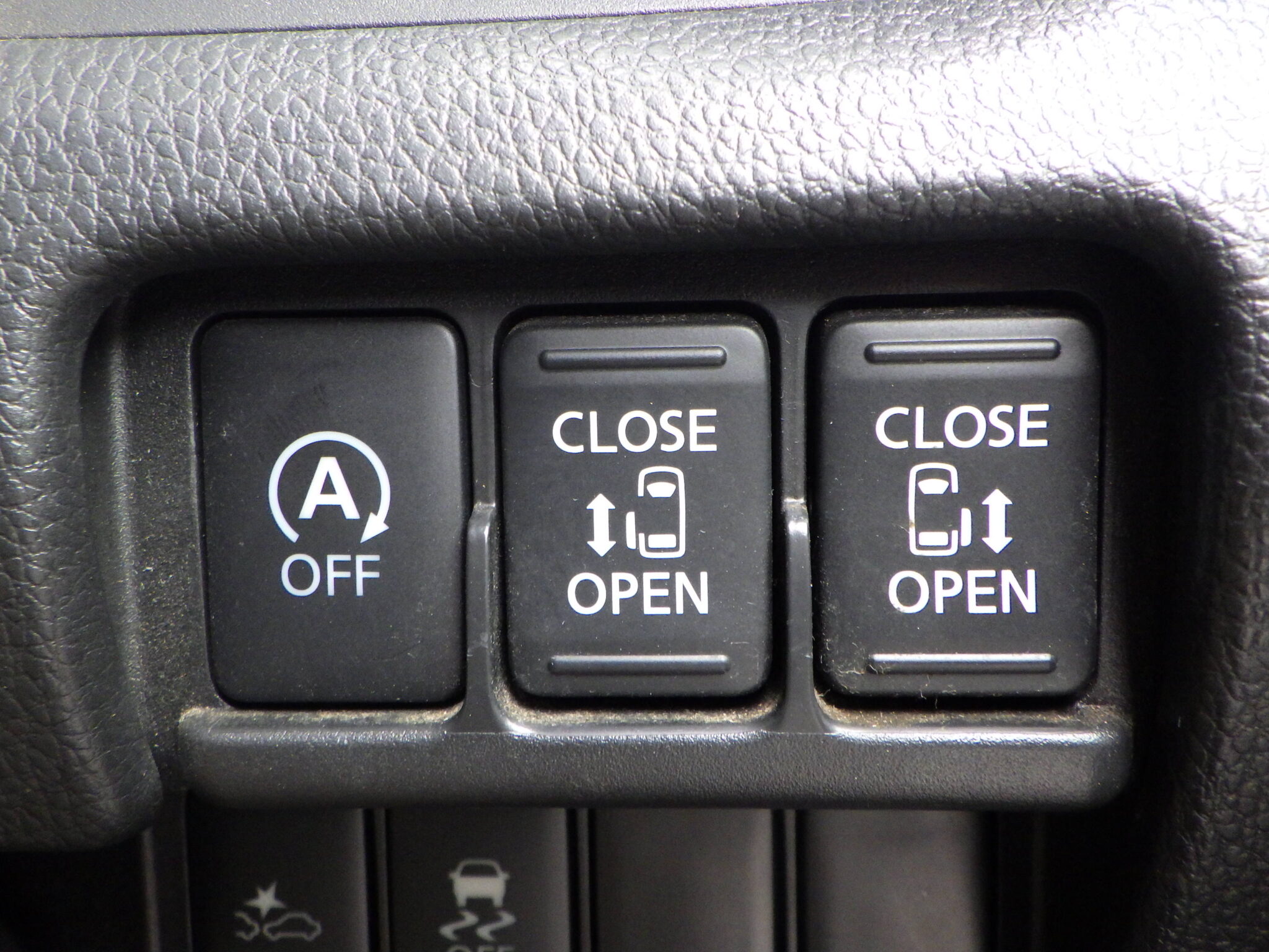 三菱 eKスペースカスタムの画像16