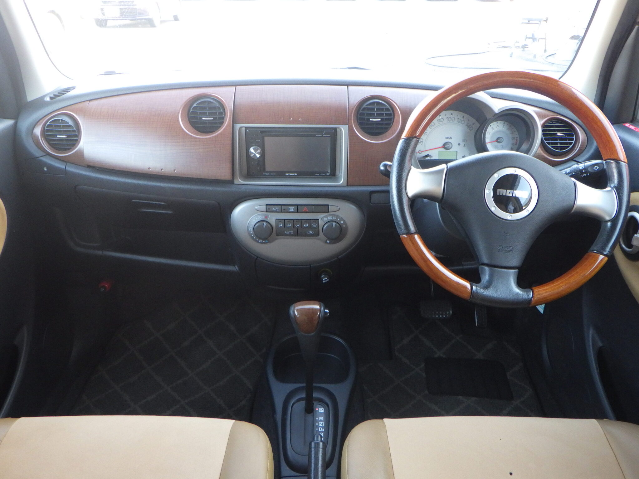 ダイハツ ミラジーノの画像11