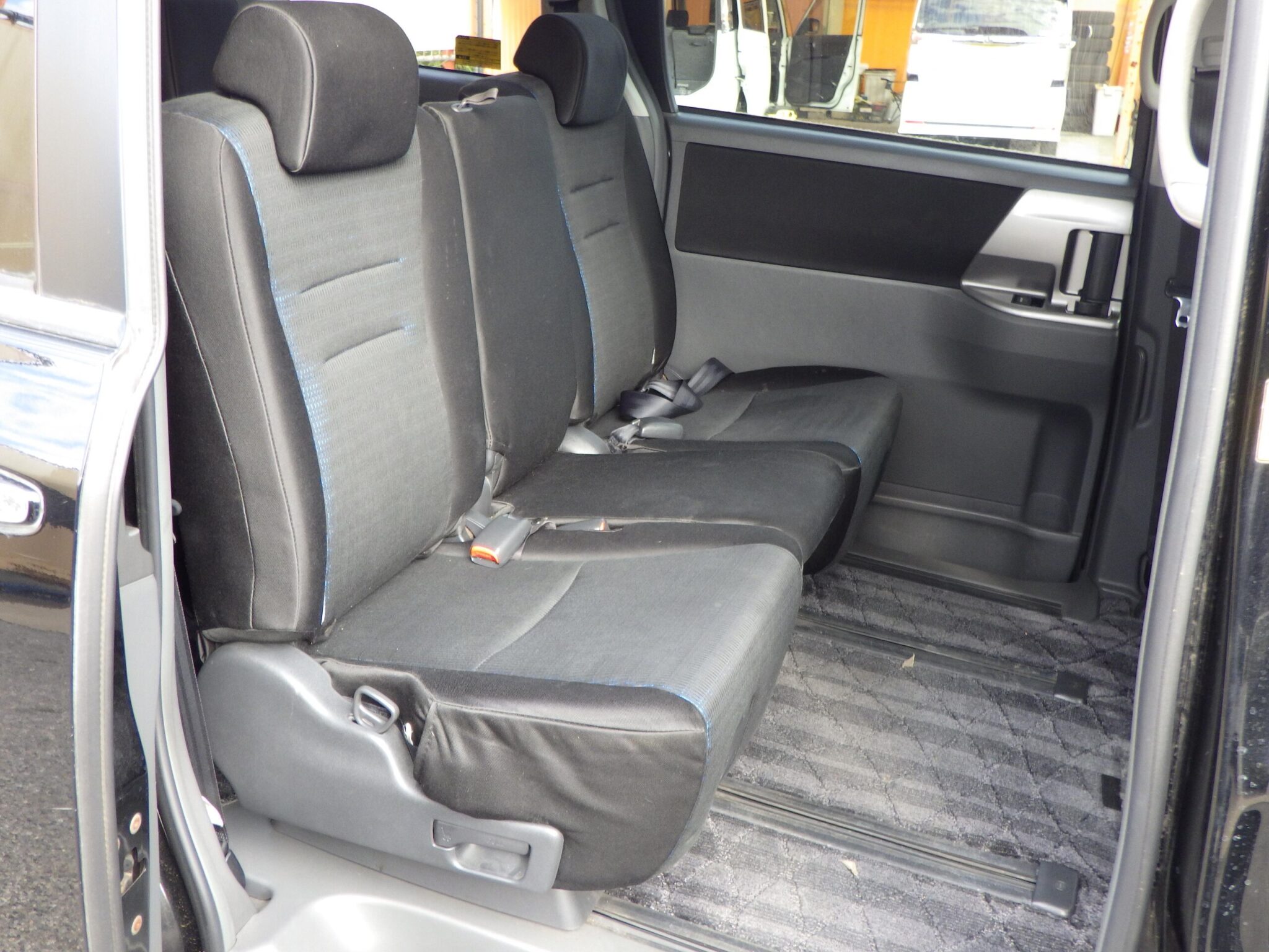 トヨタ ヴォクシーの画像18