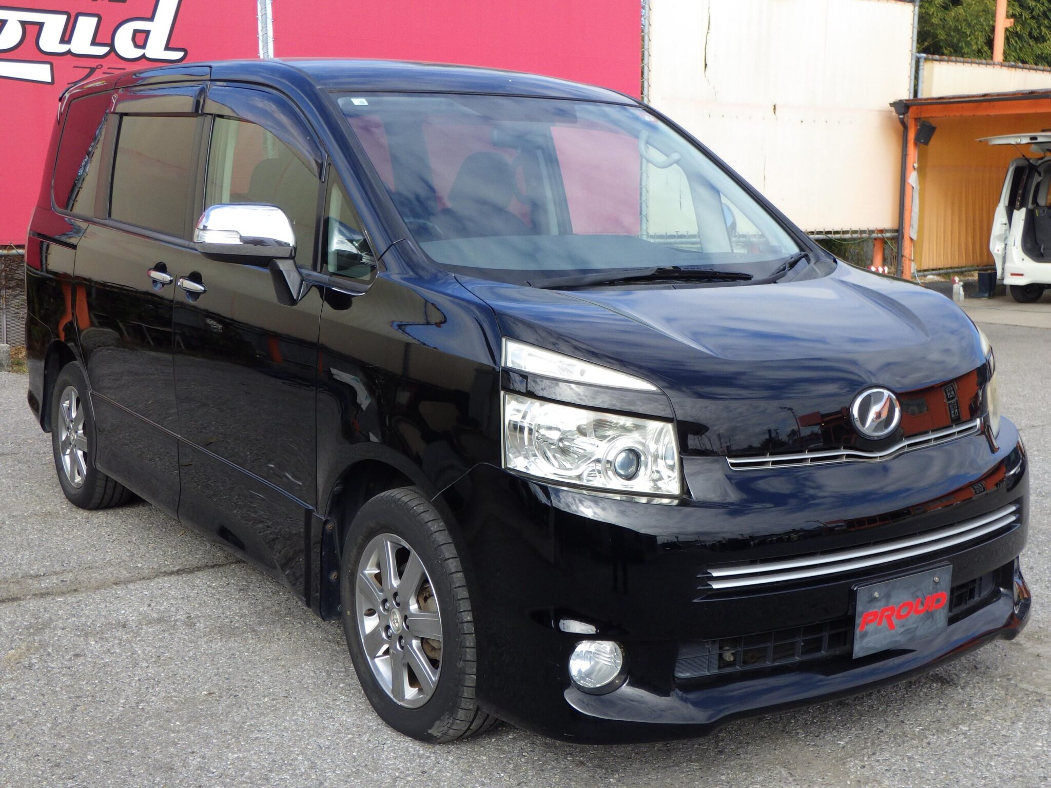 トヨタ ヴォクシーの画像3