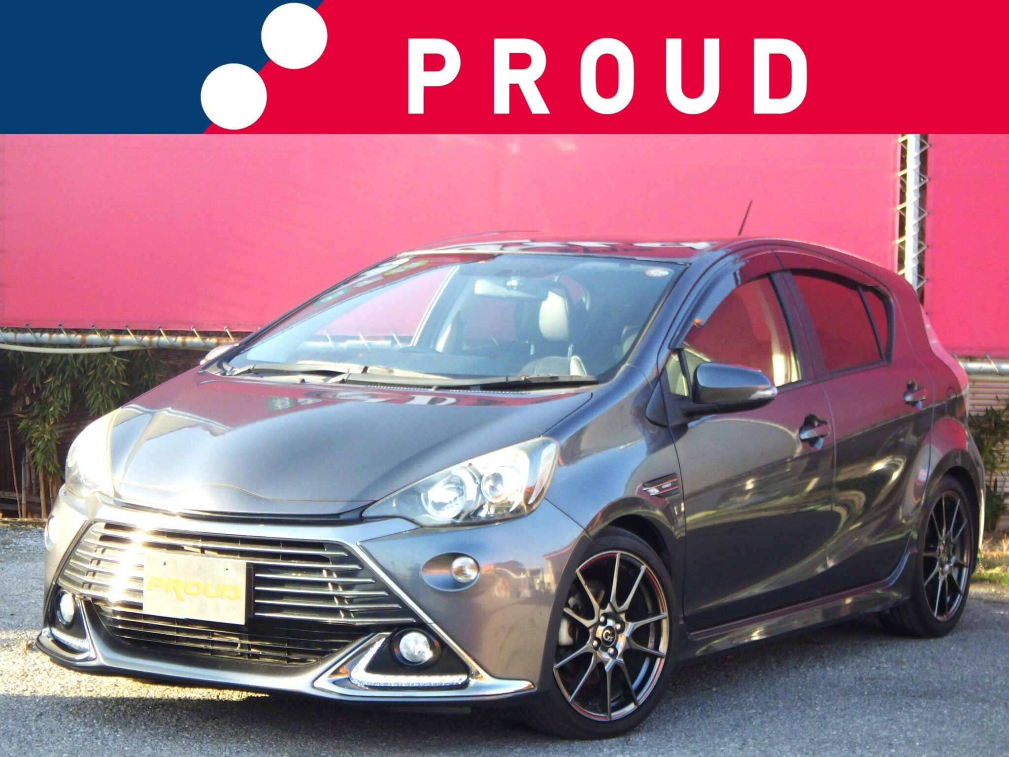 トヨタ アクアの画像1