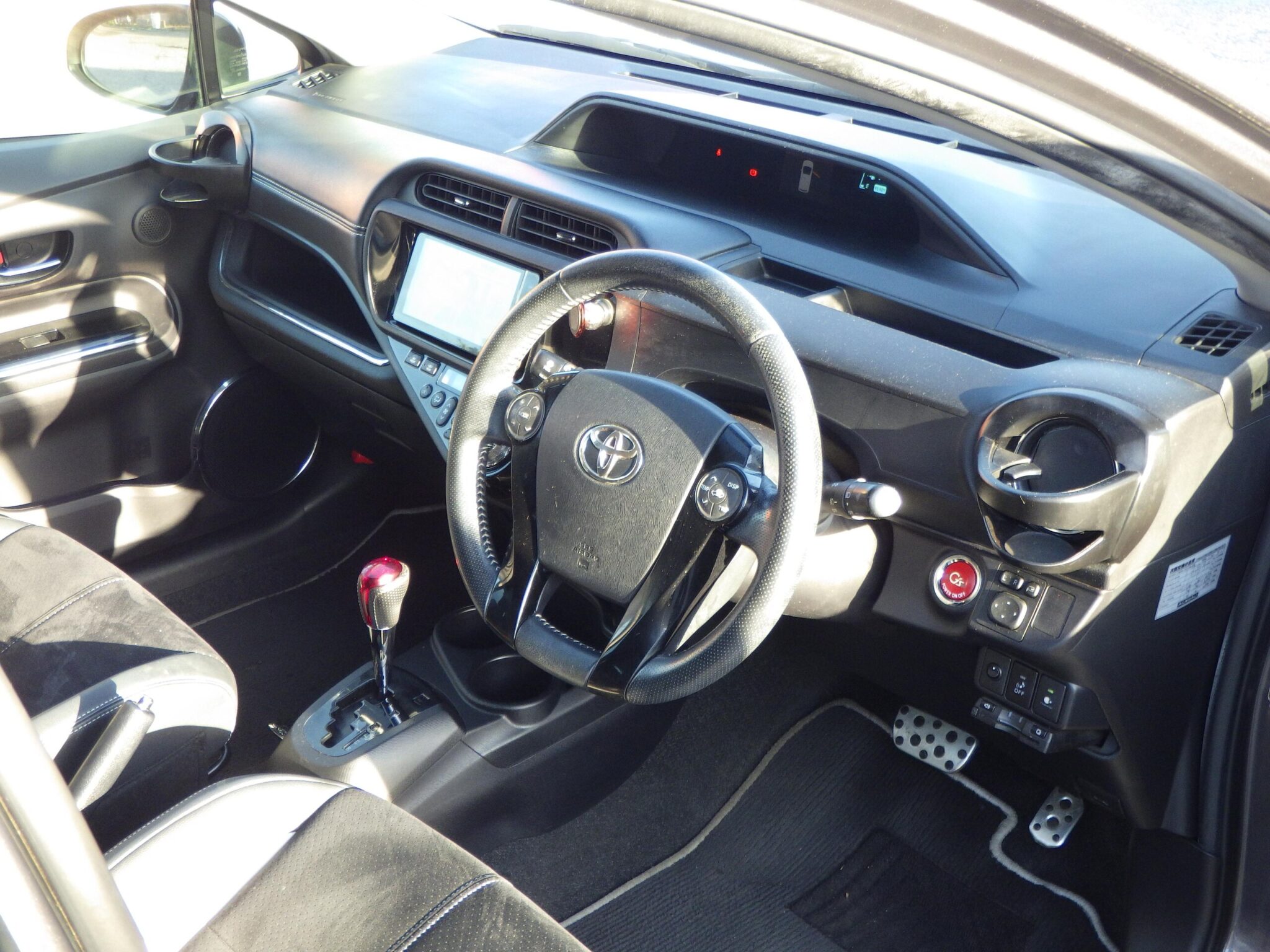 トヨタ アクアの画像16