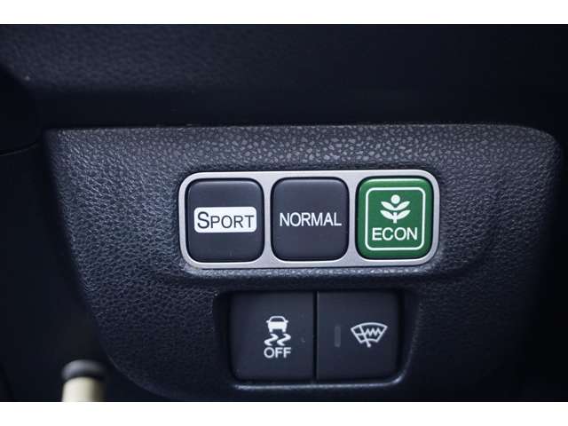 ホンダ フィットハイブリッドの画像13