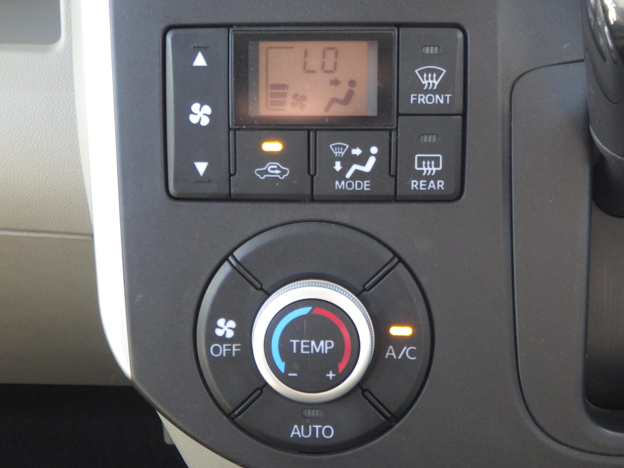 ダイハツ タントの画像13