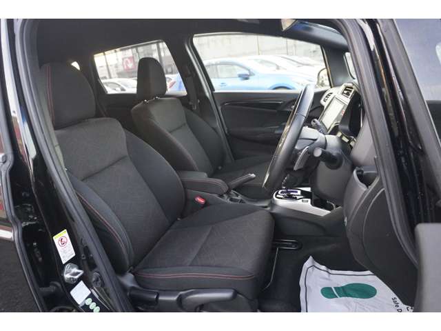 ホンダ フィットハイブリッドの画像17