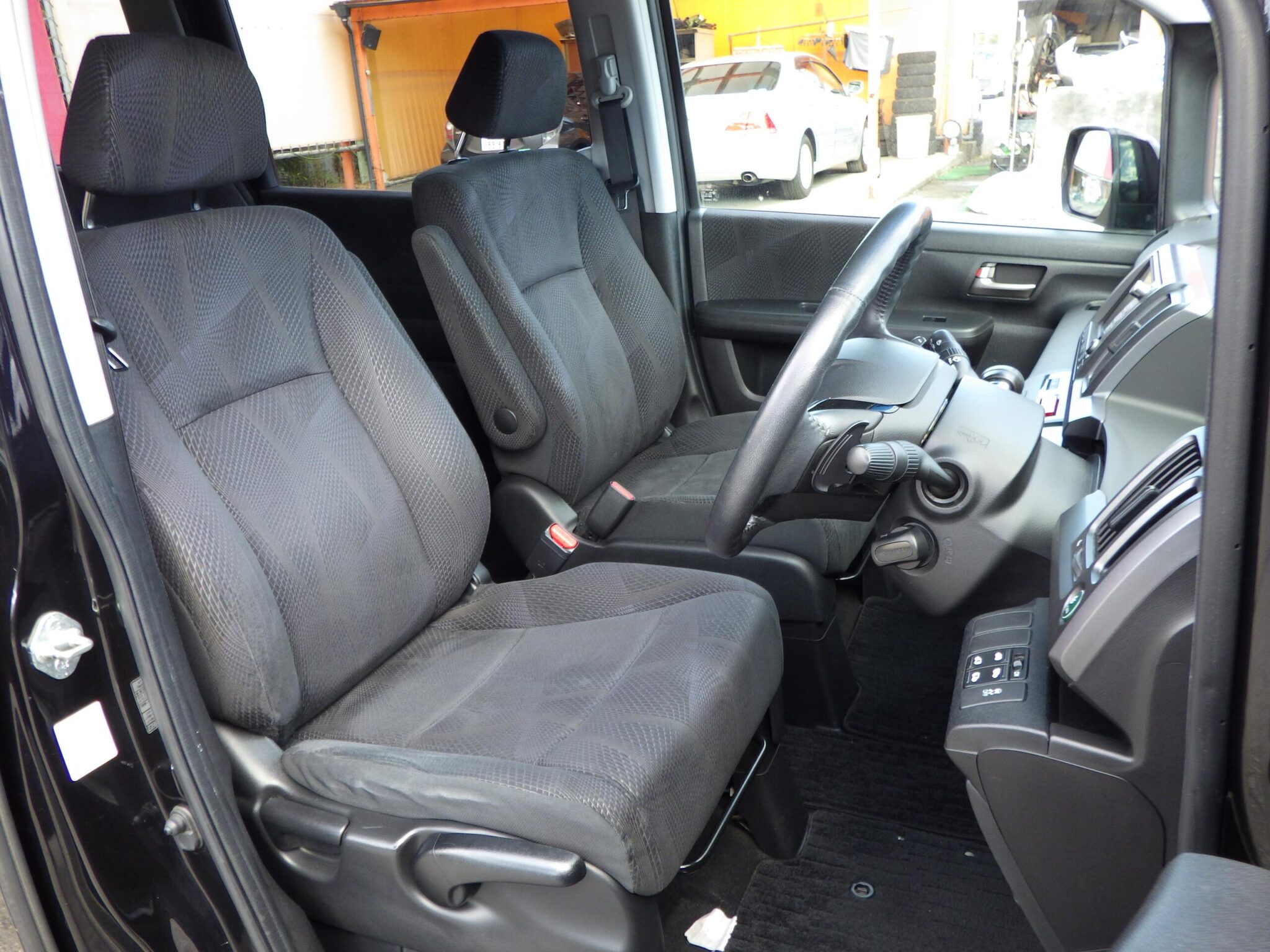 ホンダ ステップワゴンスパーダの画像14