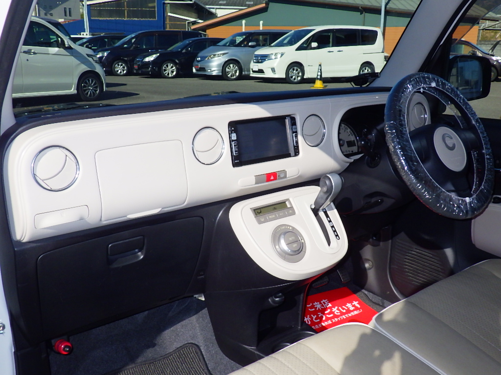 ダイハツ ミラココアの画像5