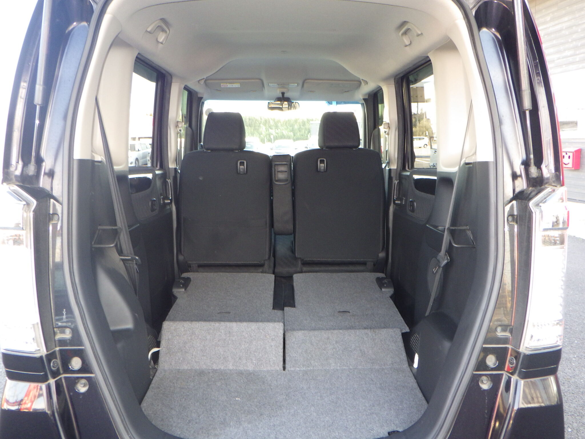 ホンダ N-BOXカスタムの画像11