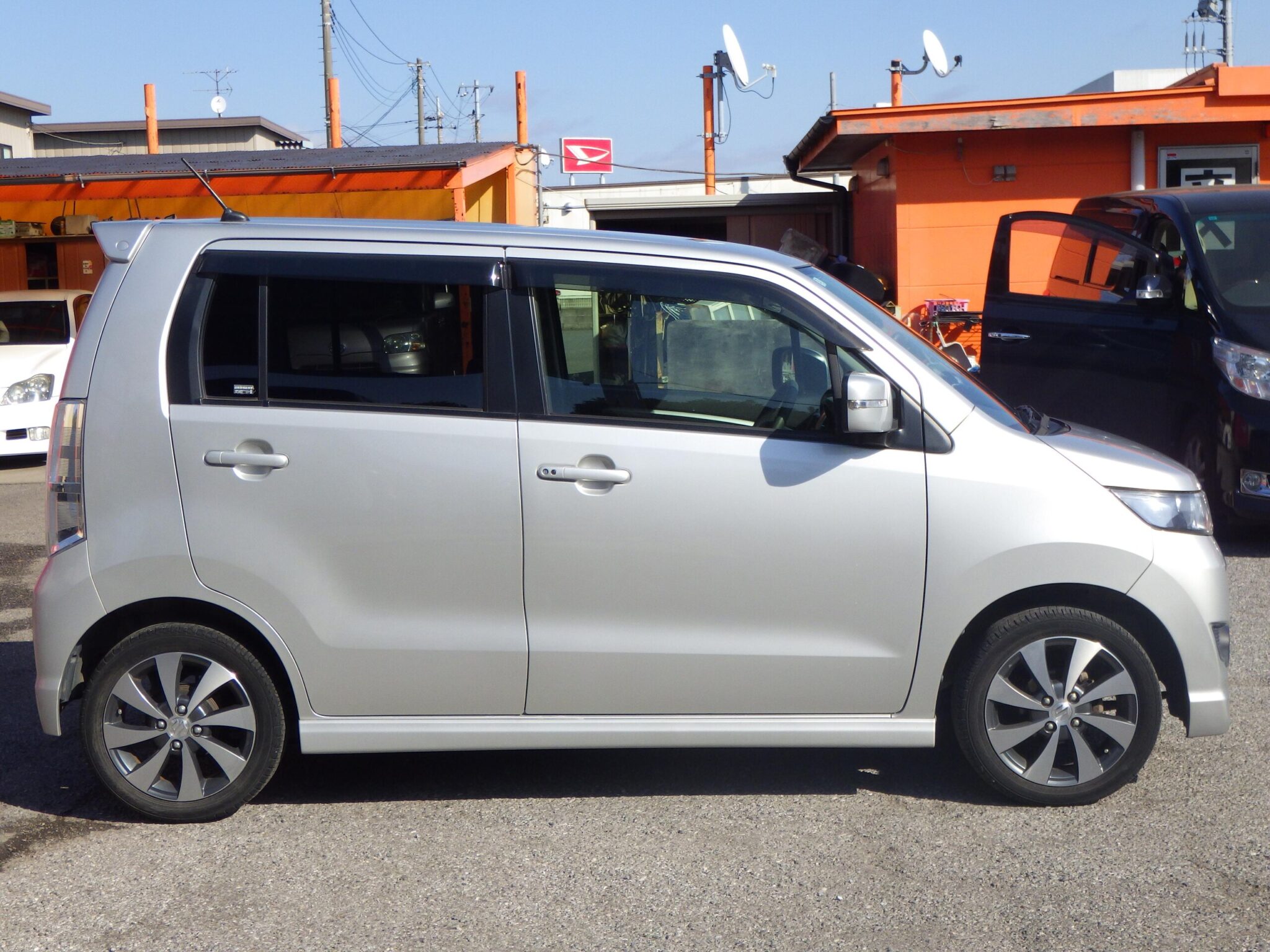 スズキ ワゴンRスティングレーの画像4