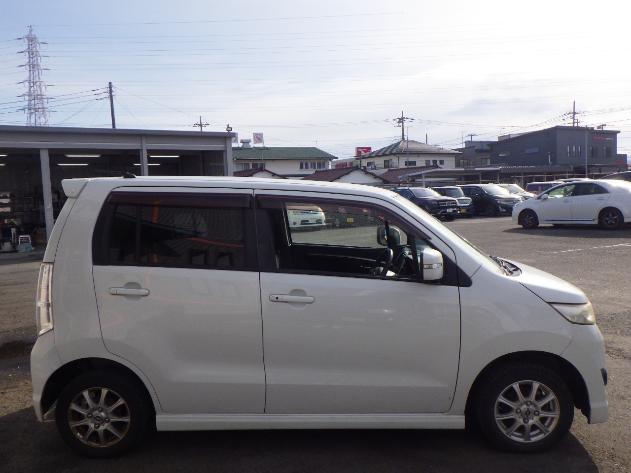 スズキ ワゴンRスティングレーの画像5