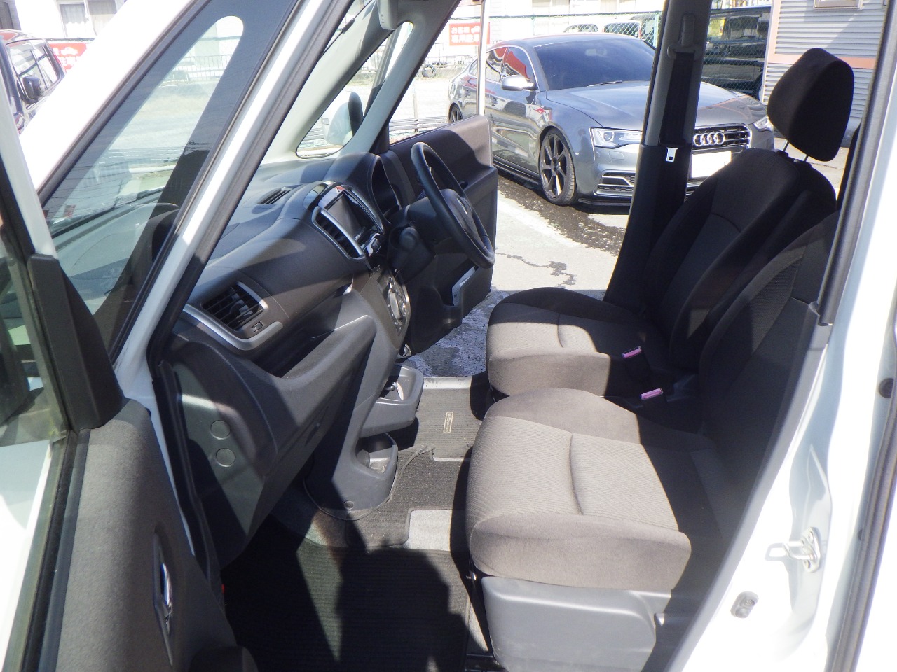 三菱 デリカD:2の画像18