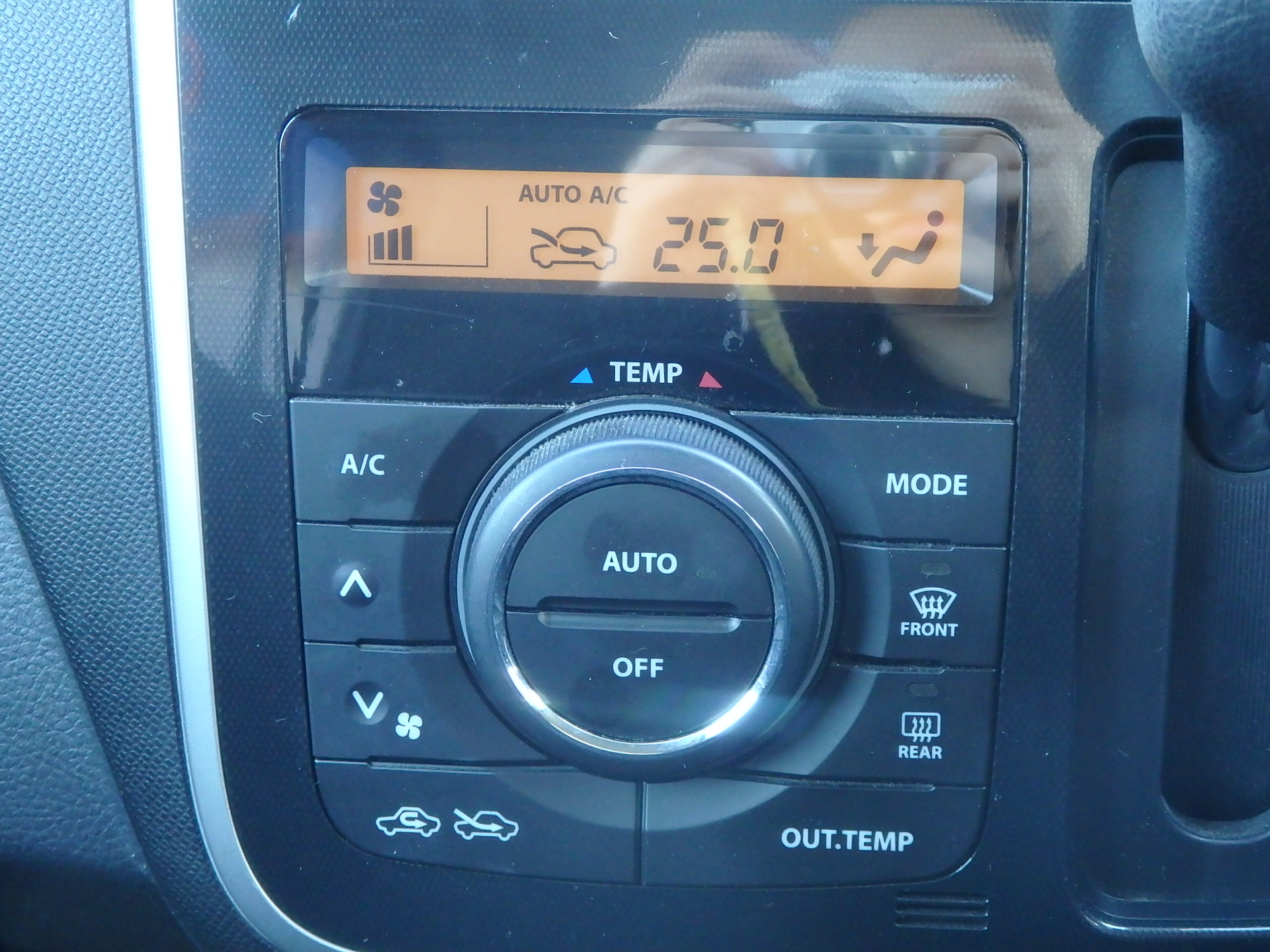 スズキ&nbsp;ワゴンRスティングレーの画像16