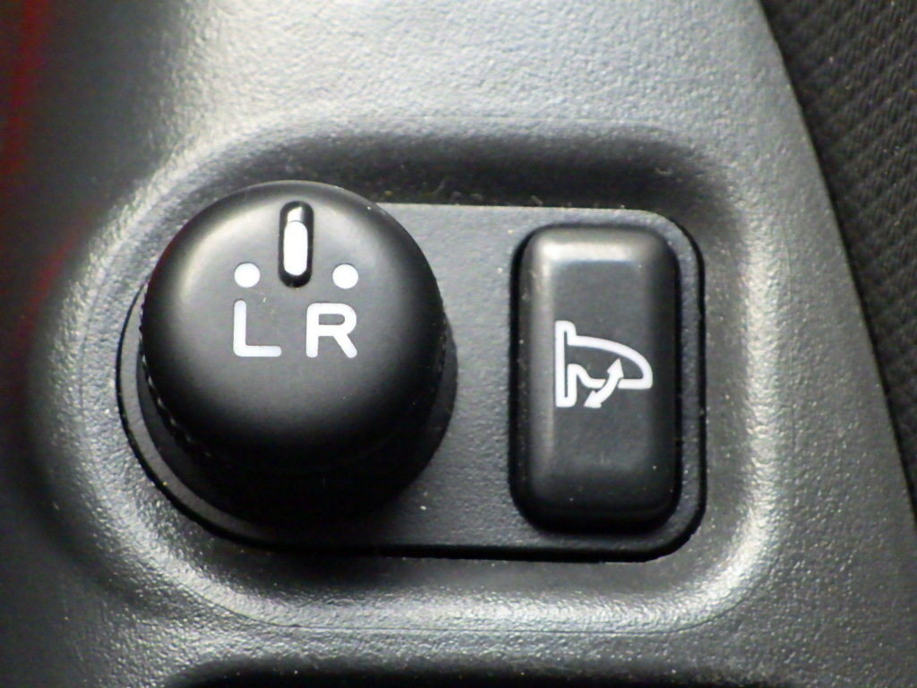 ダイハツ&nbsp;タントカスタムの画像12