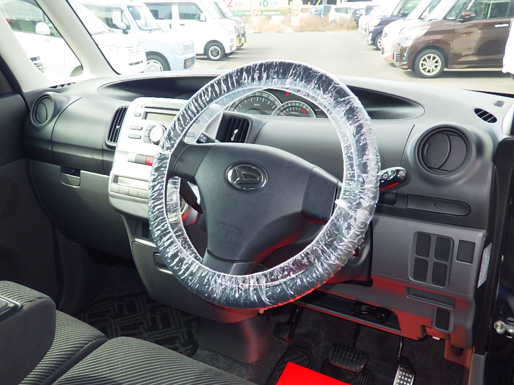 ダイハツ&nbsp;タントカスタムの画像2