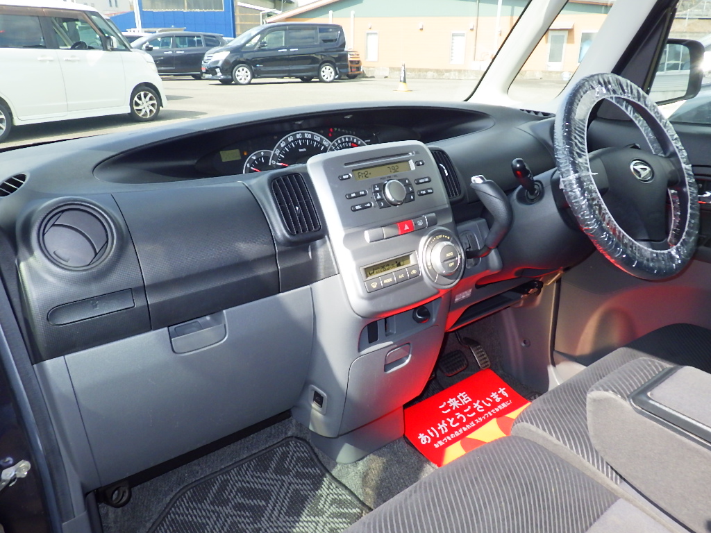 ダイハツ&nbsp;タントカスタムの画像5