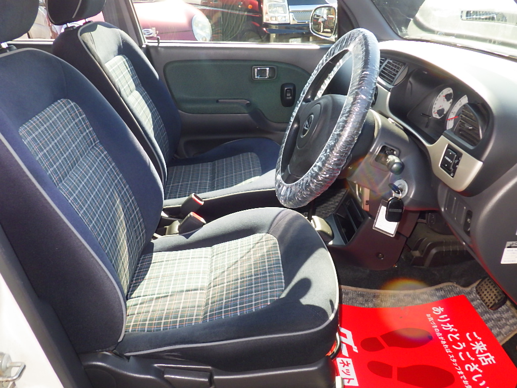 ダイハツ ミラジーノの画像3