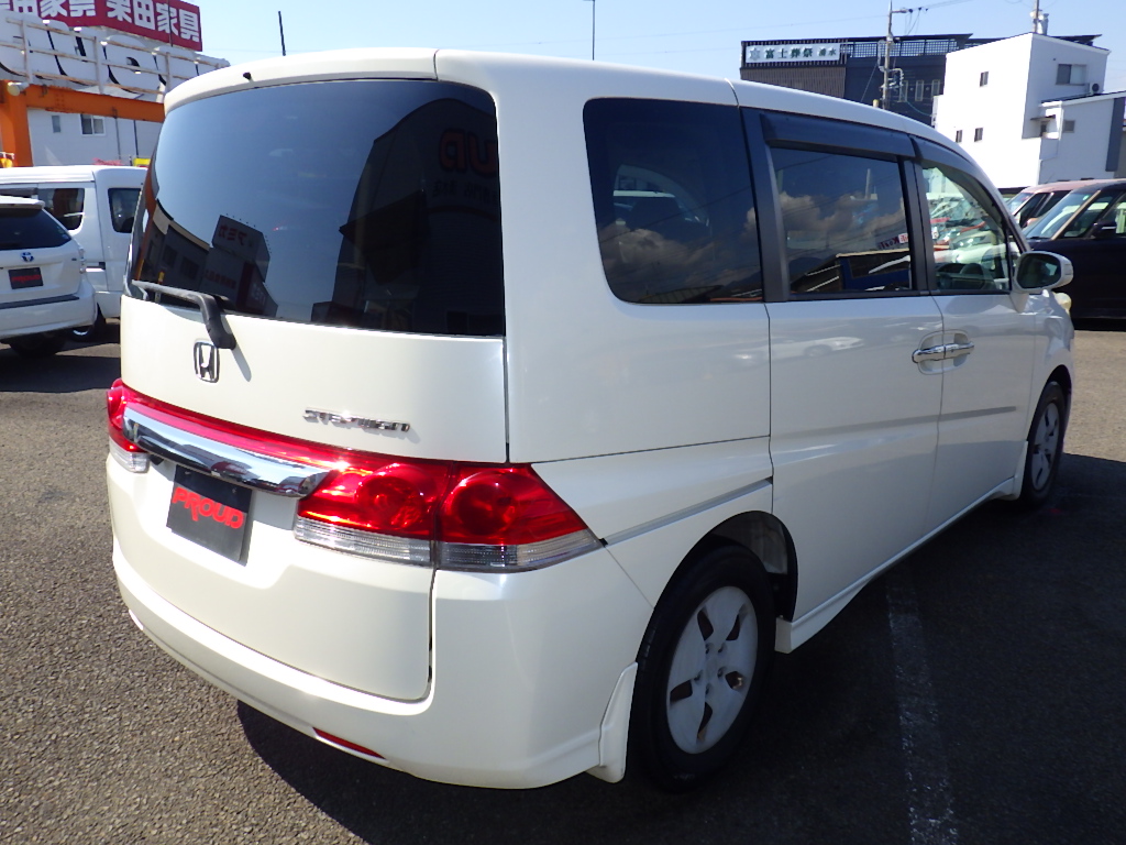 ホンダ ステップワゴンの画像18